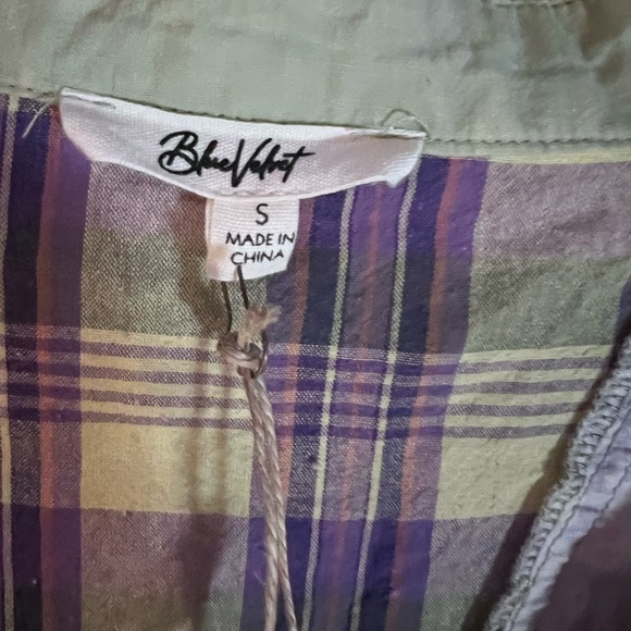 Bluevelvet Mixed Media Boho Patchwork Button Down Shirt Size Small NWT - Picture 2 of 3